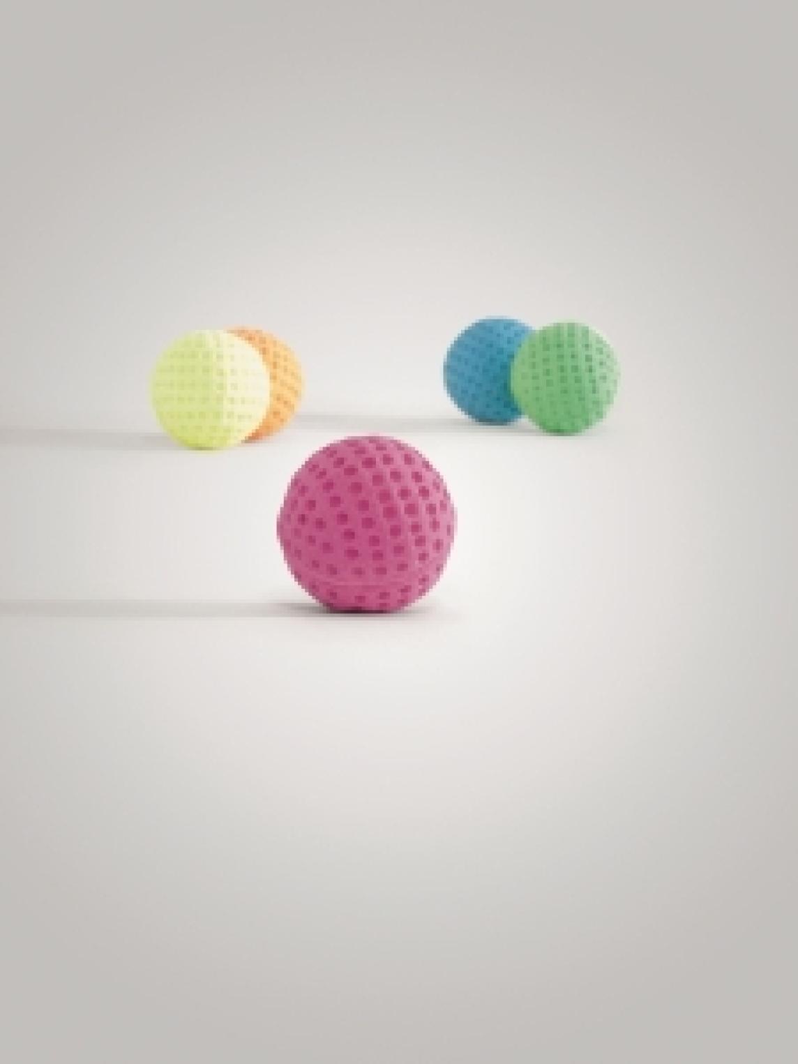 Peeztees pehmopallo kissalle 4 cm